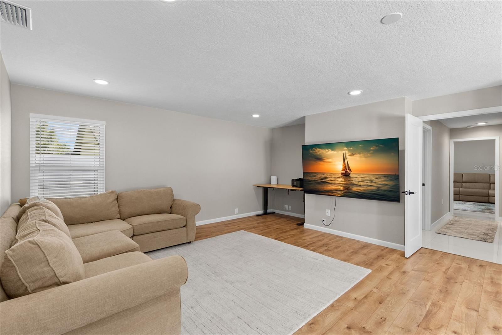 527 HUMPHRIES RD, SAFETY HARBOR, FL, 34695