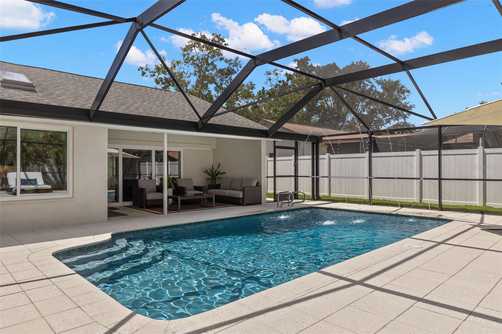 527 HUMPHRIES RD, SAFETY HARBOR, FL, 34695