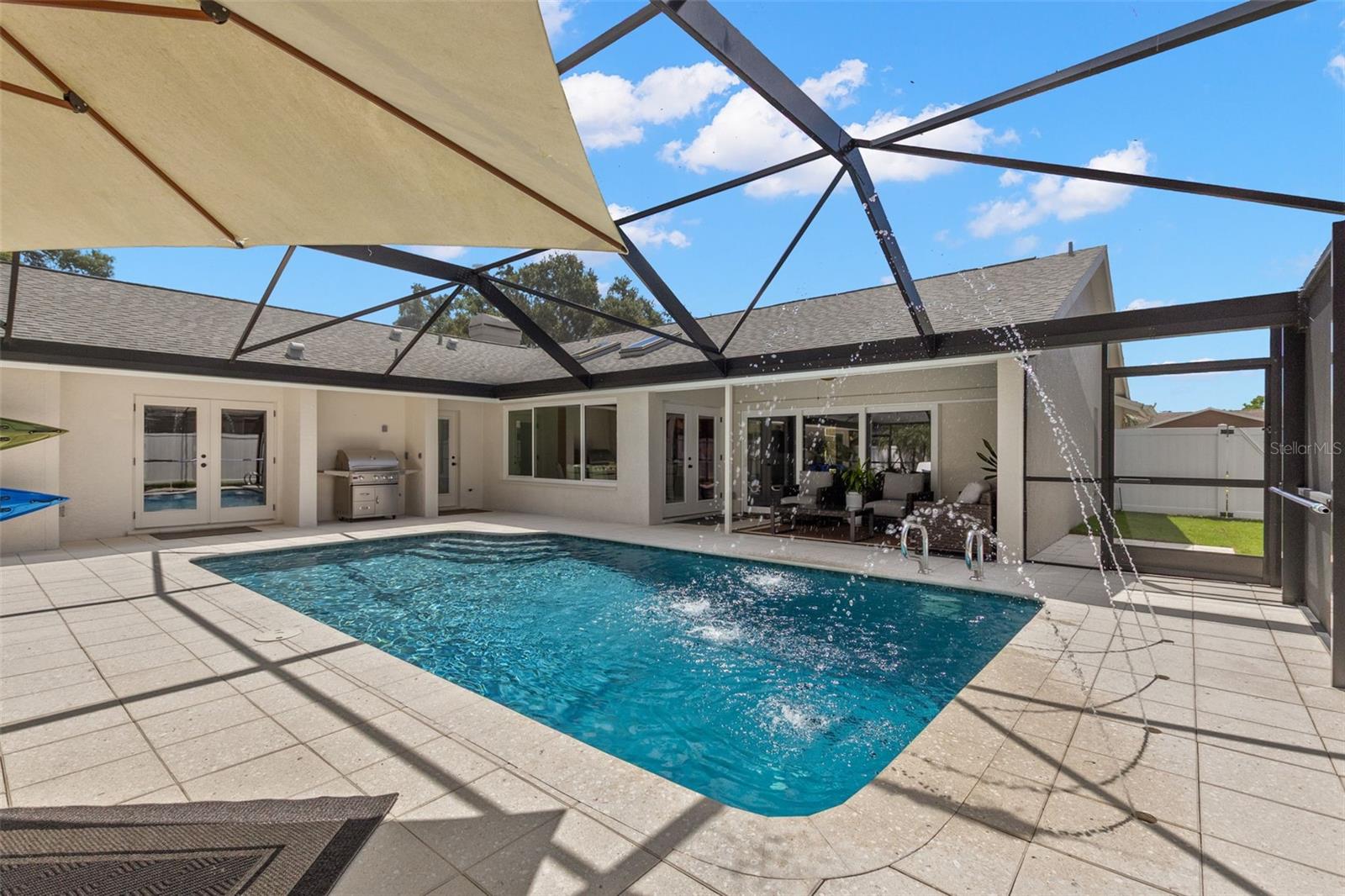 527 HUMPHRIES RD, SAFETY HARBOR, FL, 34695