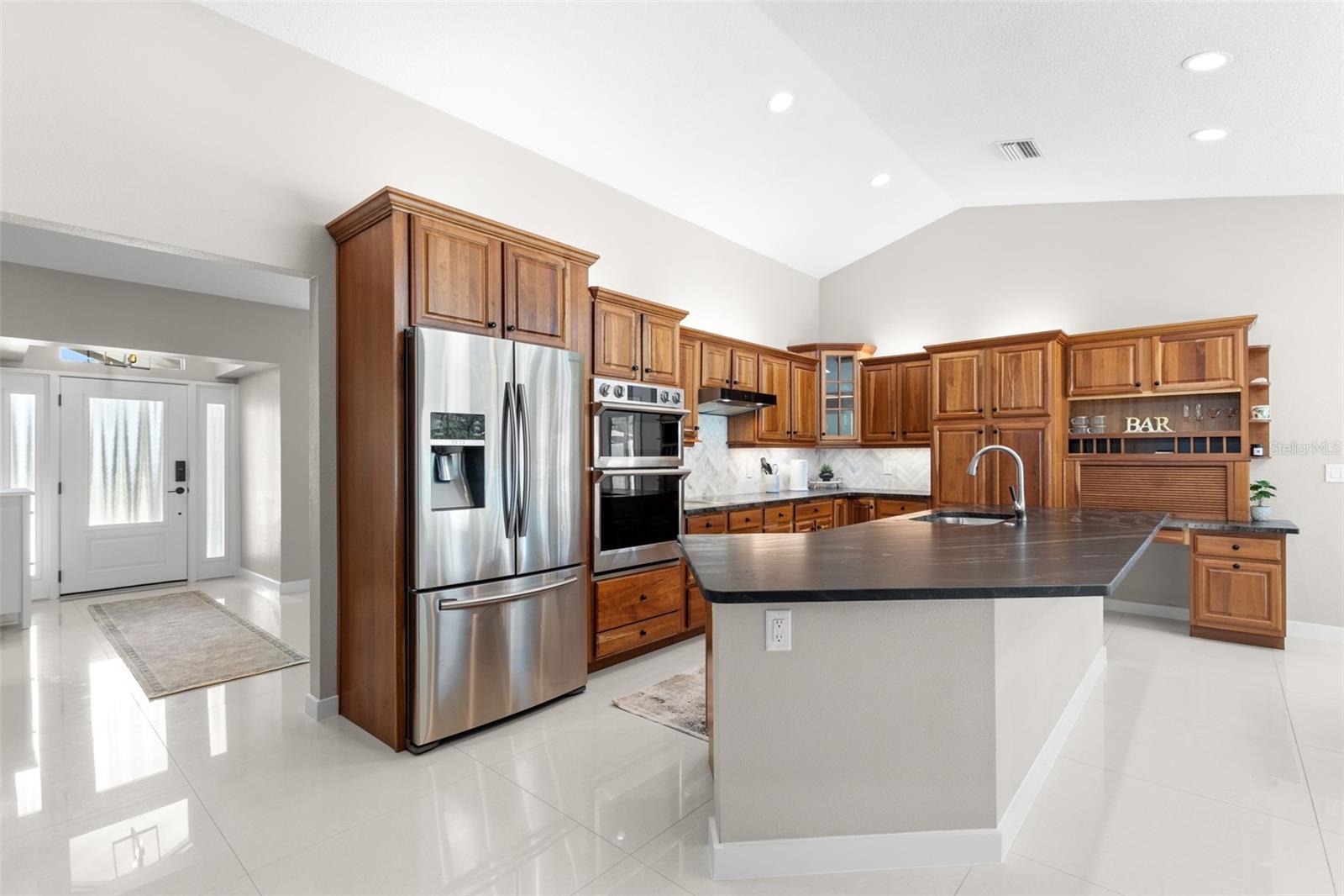 527 HUMPHRIES RD, SAFETY HARBOR, FL, 34695