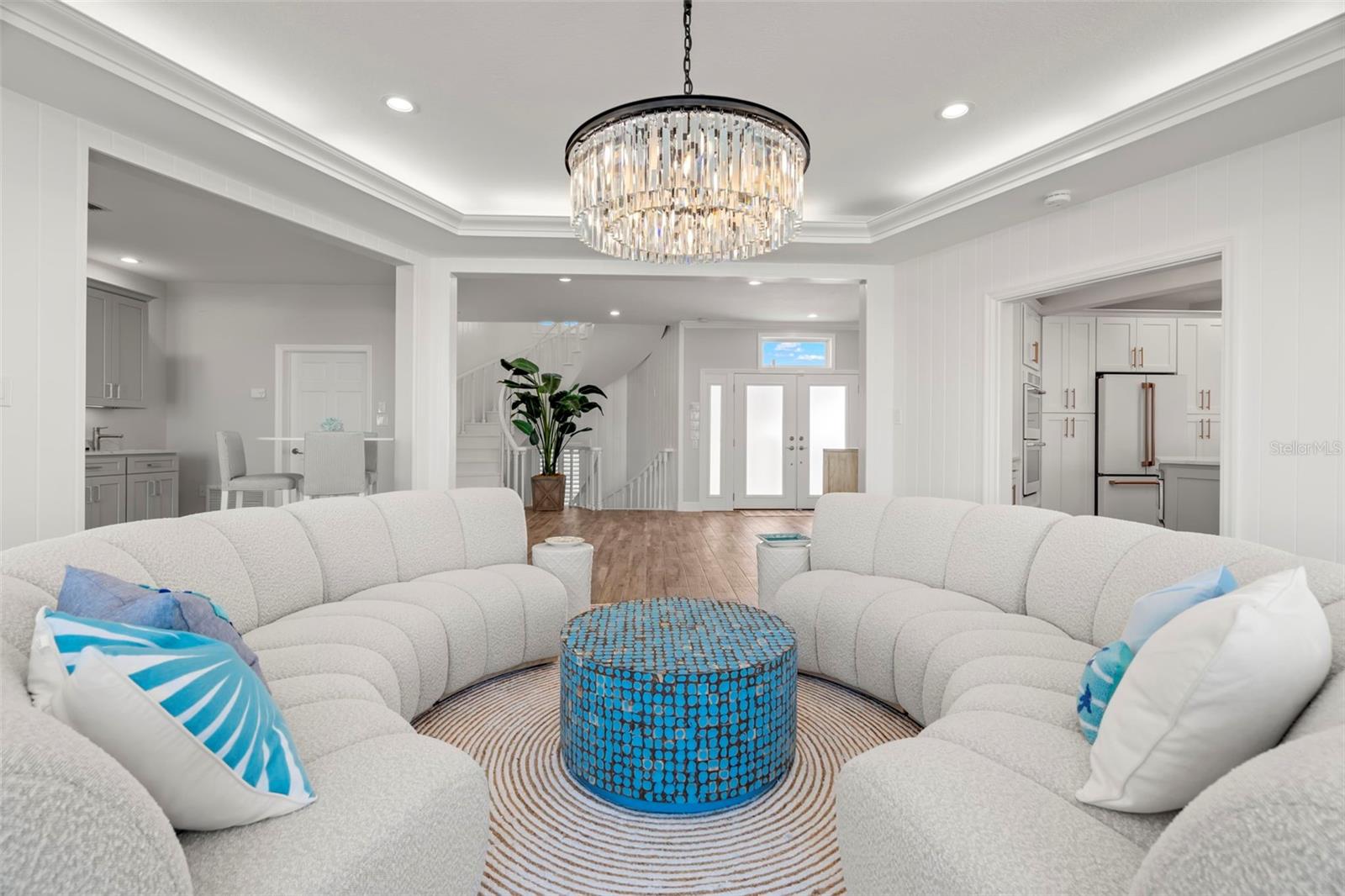 TB8420379 Property Photo