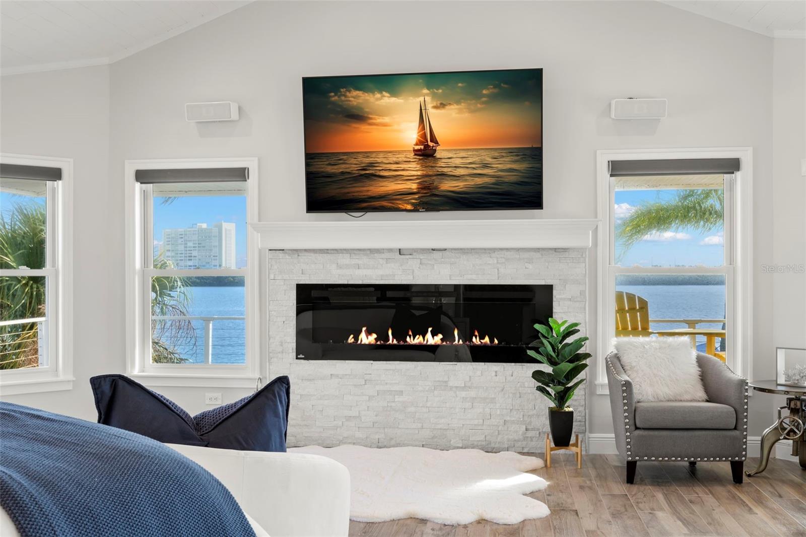 TB8420379 Property Photo