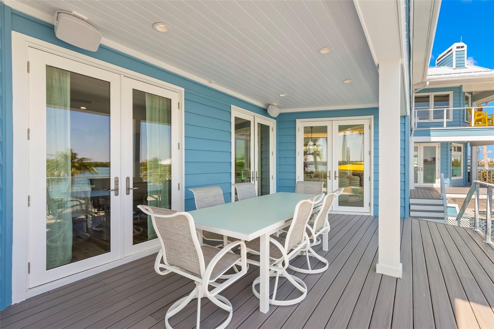 TB8420379 Property Photo