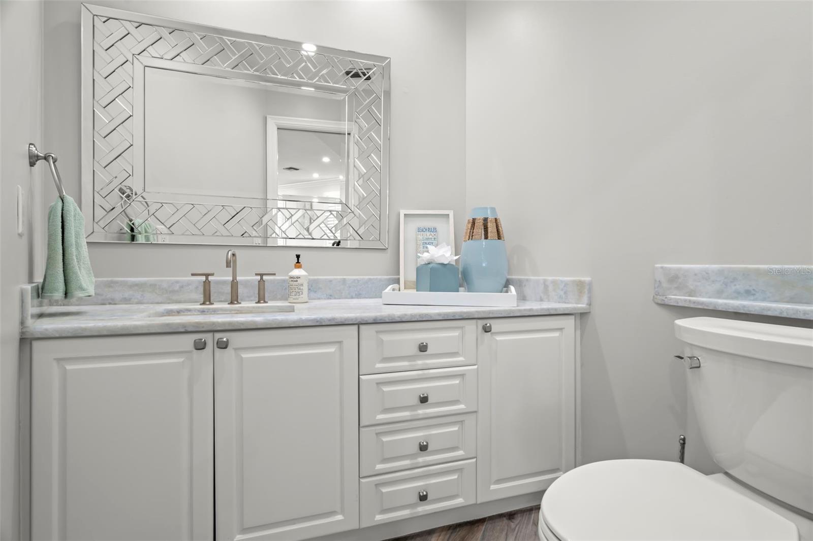 TB8420379 Property Photo