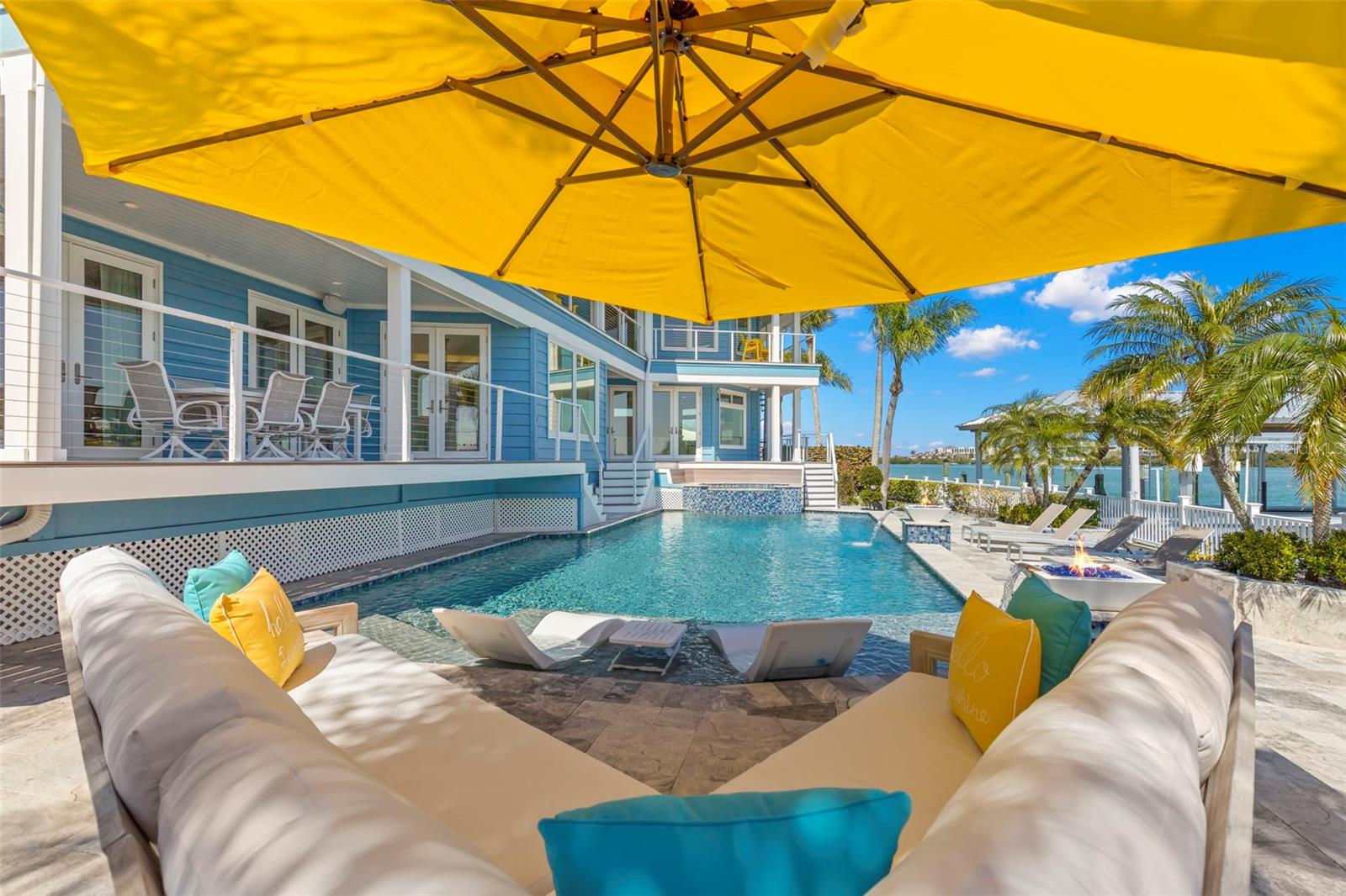 TB8420379 Property Photo