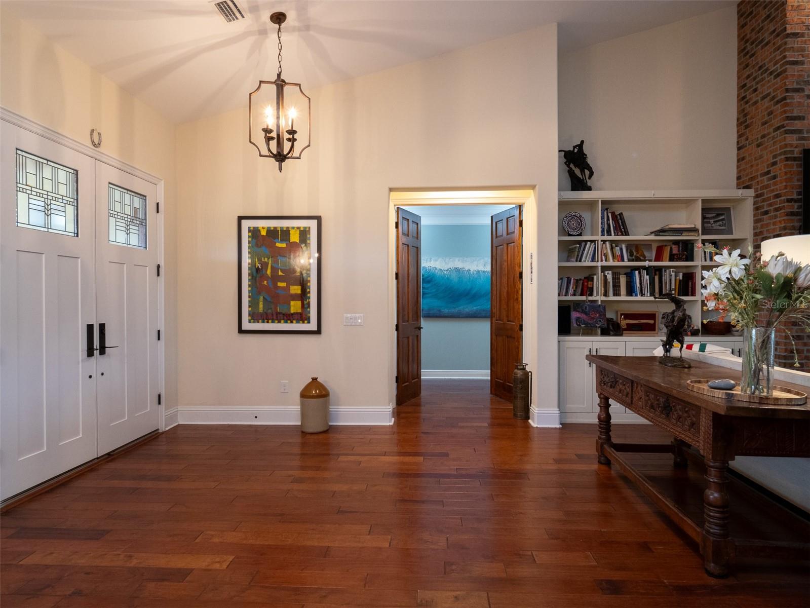 OM708164 Property Photo