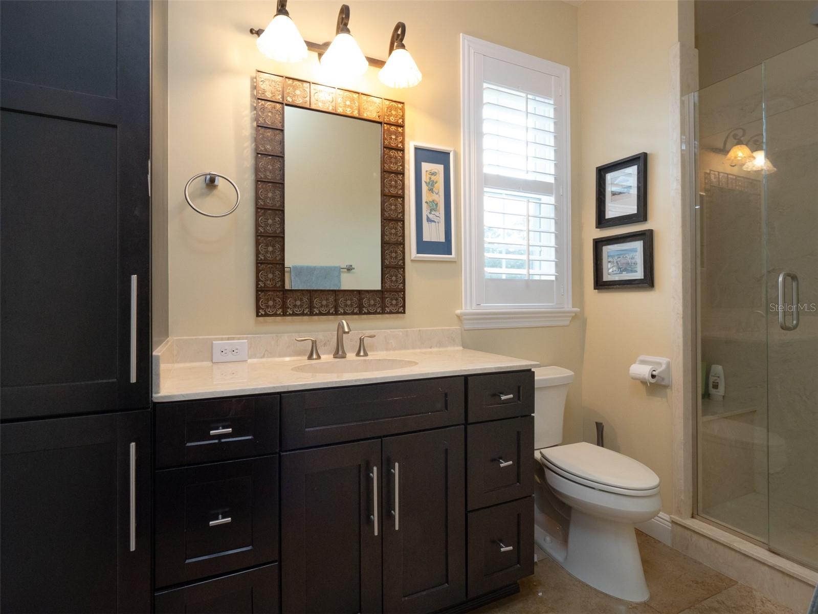 OM708164 Property Photo