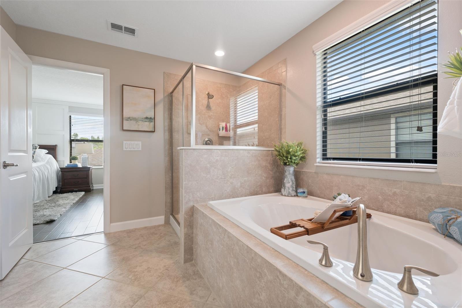 Luxurious spacious primary suite bath