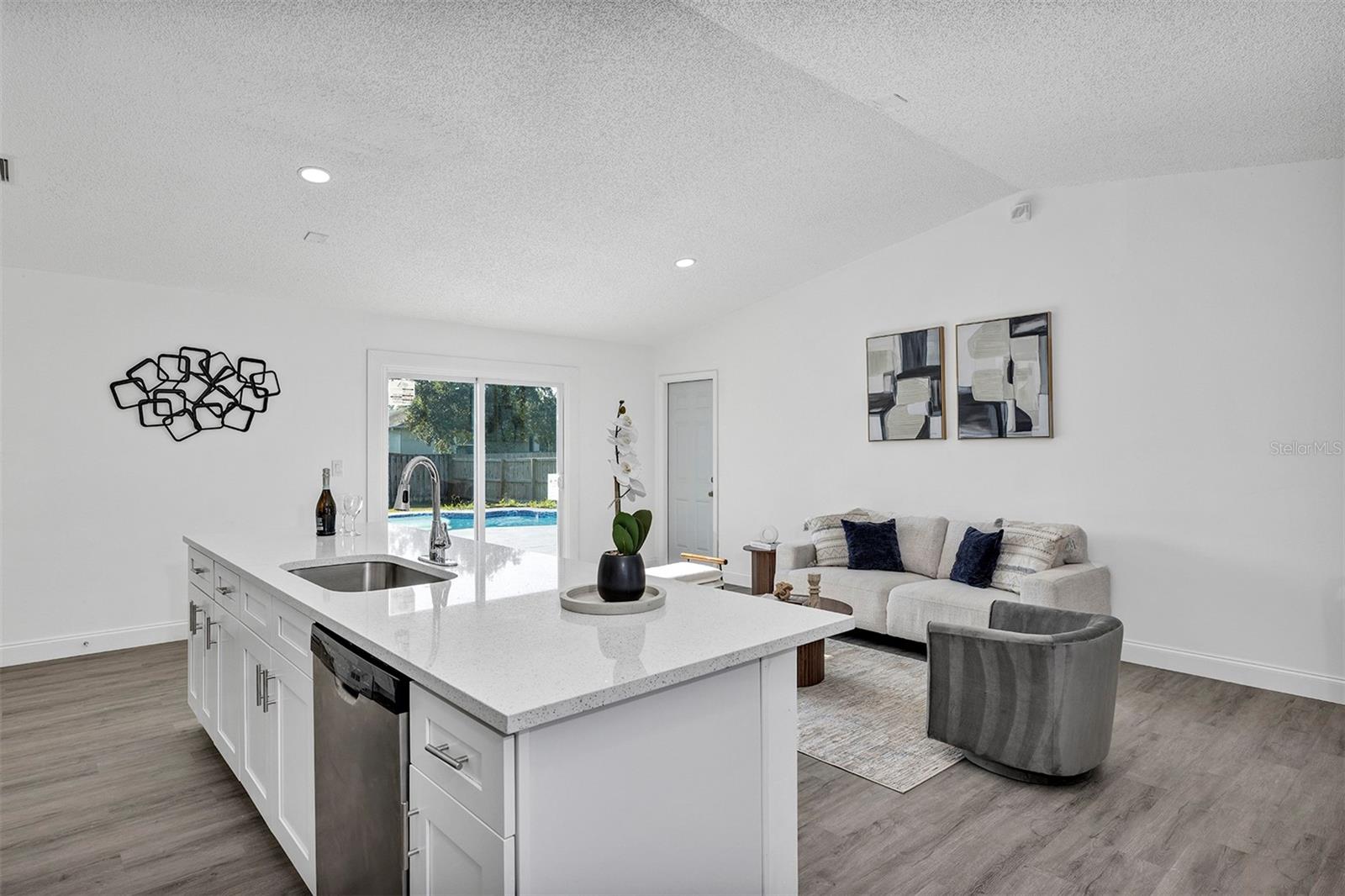 1099 DUSSELDORF AVE NW, PALM BAY, FL, 32907