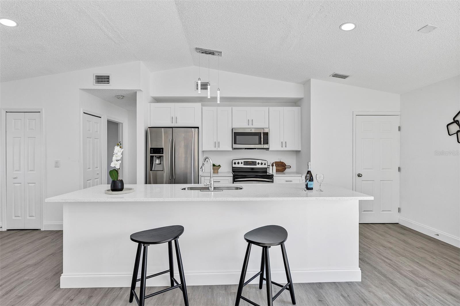 1099 DUSSELDORF AVE NW, PALM BAY, FL, 32907