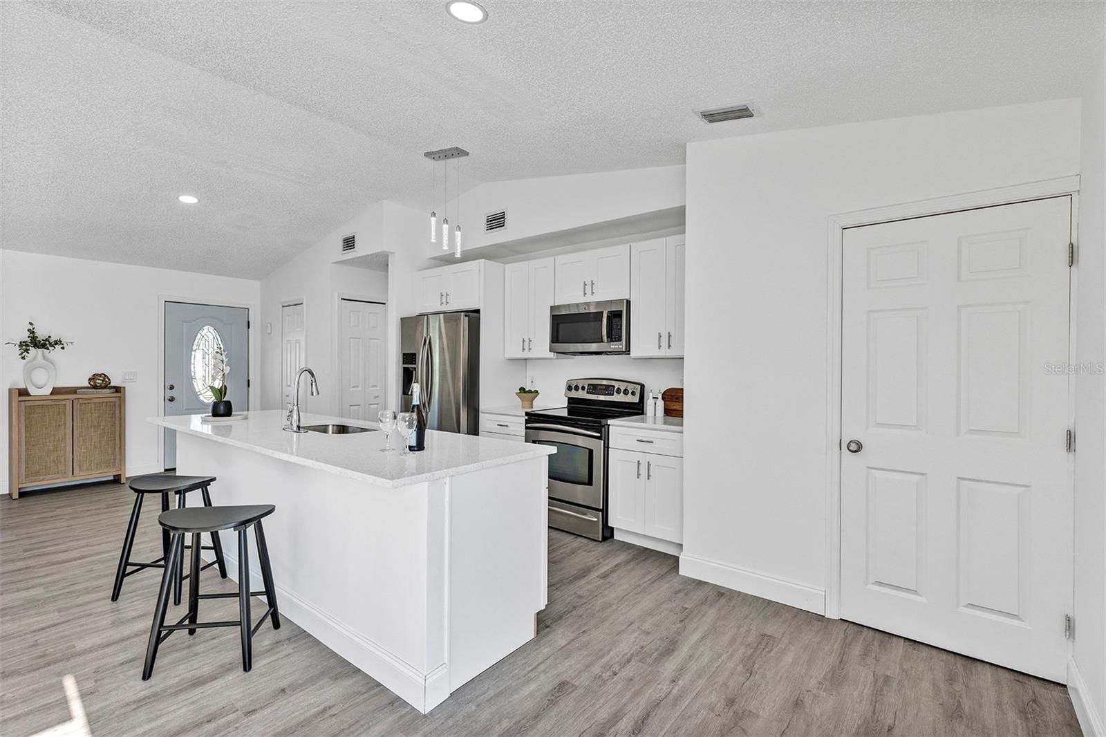 1099 DUSSELDORF AVE NW, PALM BAY, FL, 32907