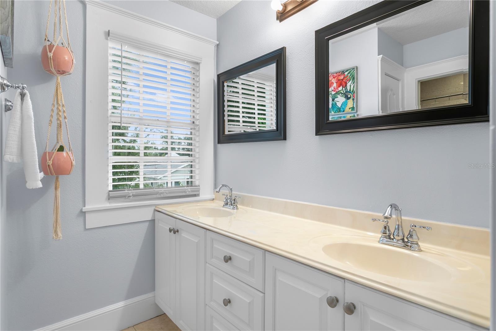 2810 N 10TH ST, TAMPA, FL, 33605