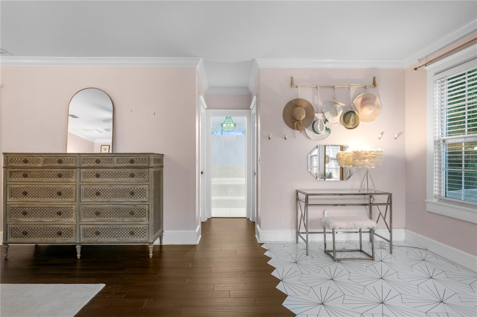 2810 N 10TH ST, TAMPA, FL, 33605