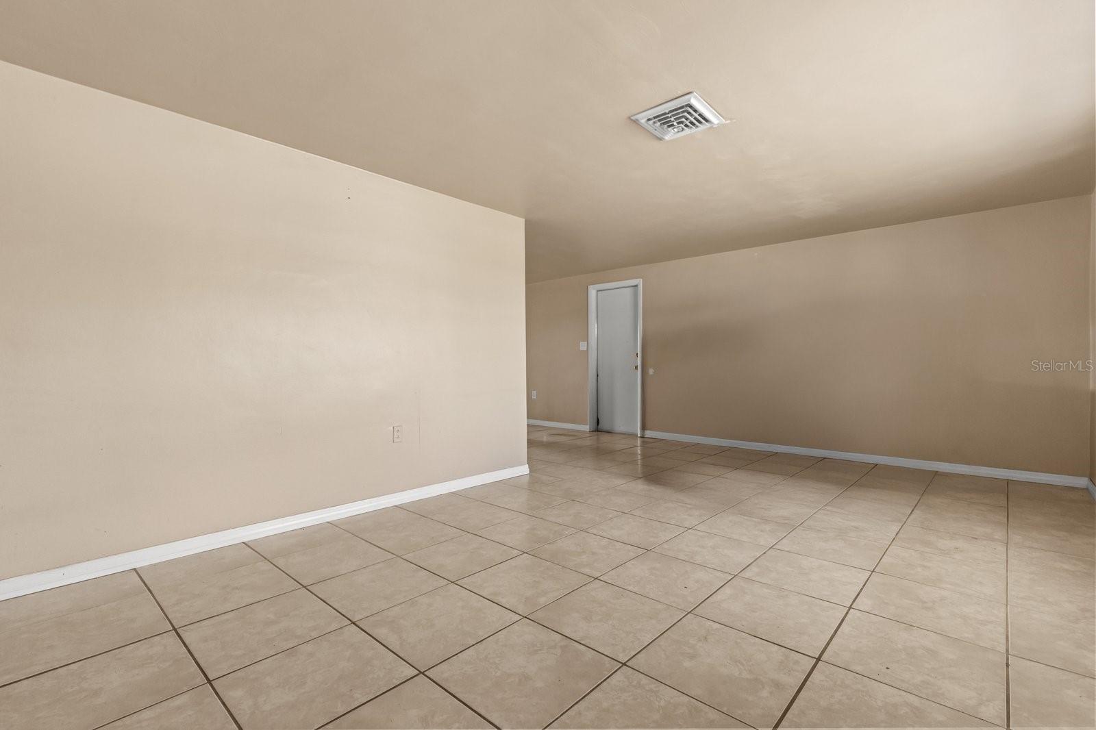Living area upon entry