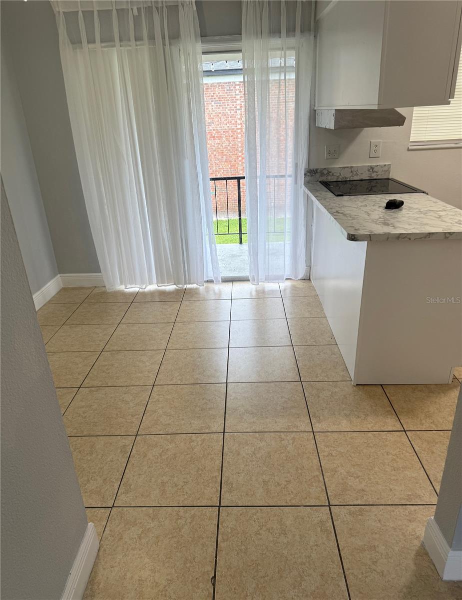 5325 CURRY FORD RD #G202, ORLANDO, FL, 32812