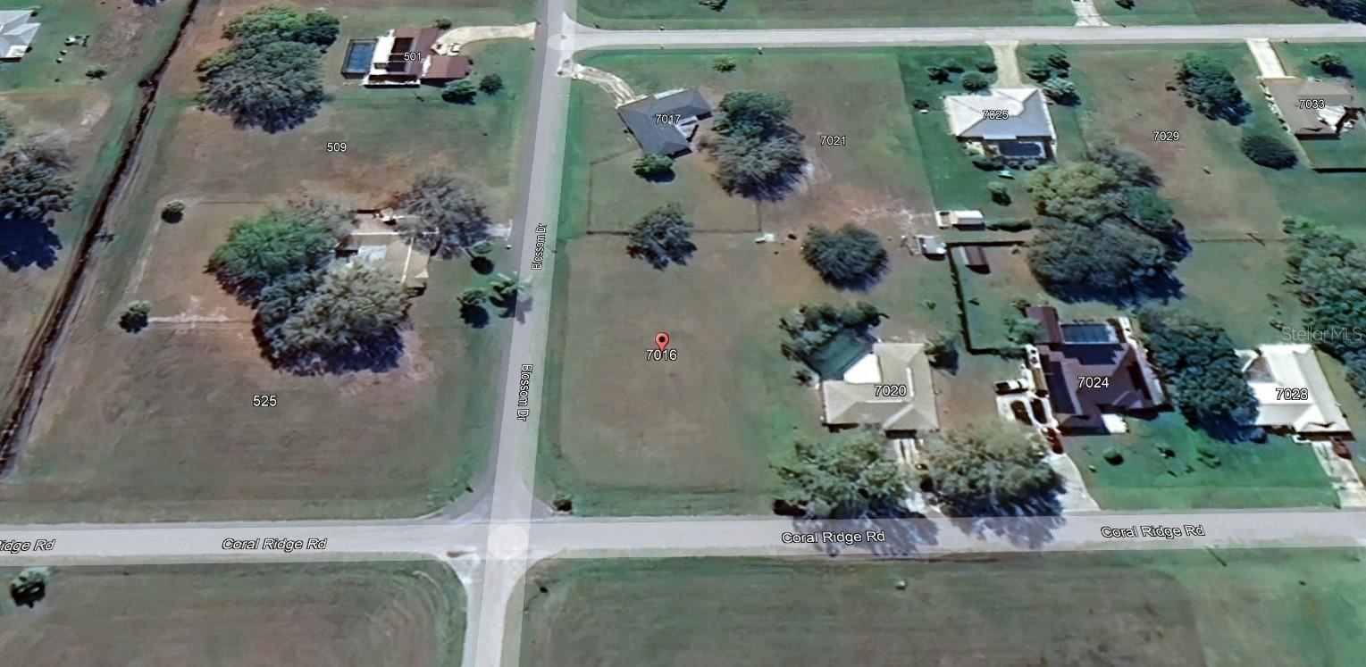 7016 CORAL RIDGE RD #11, SEBRING, FL, 33876