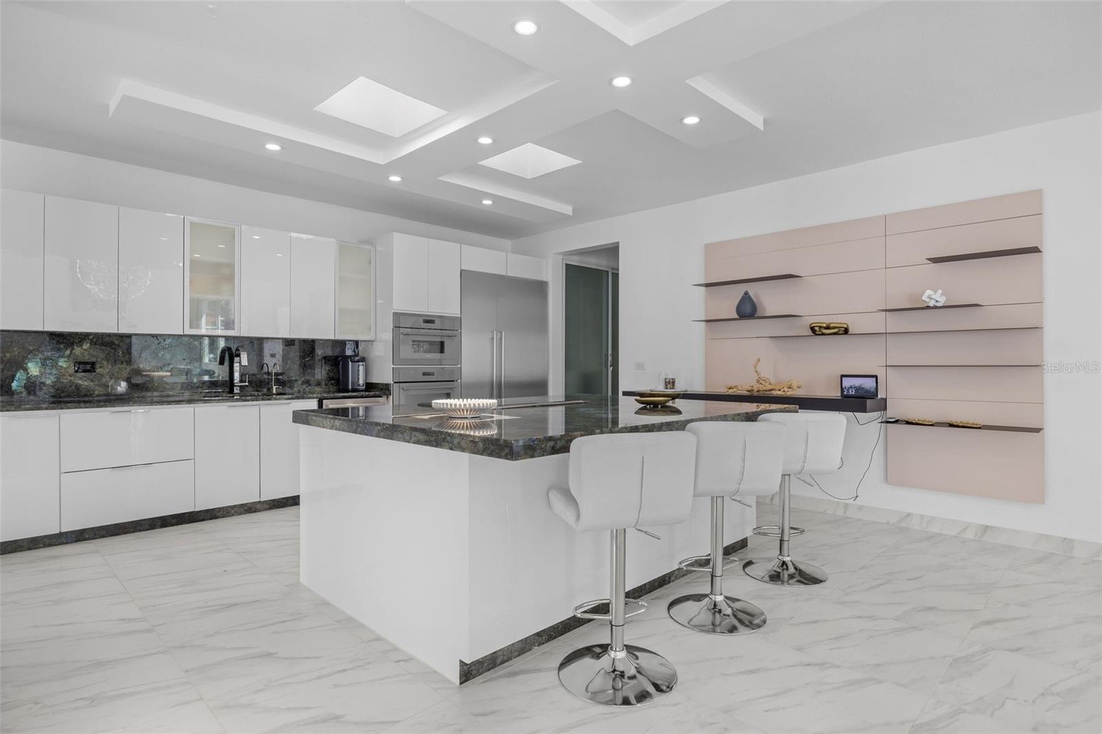 PR9115638 Property Photo