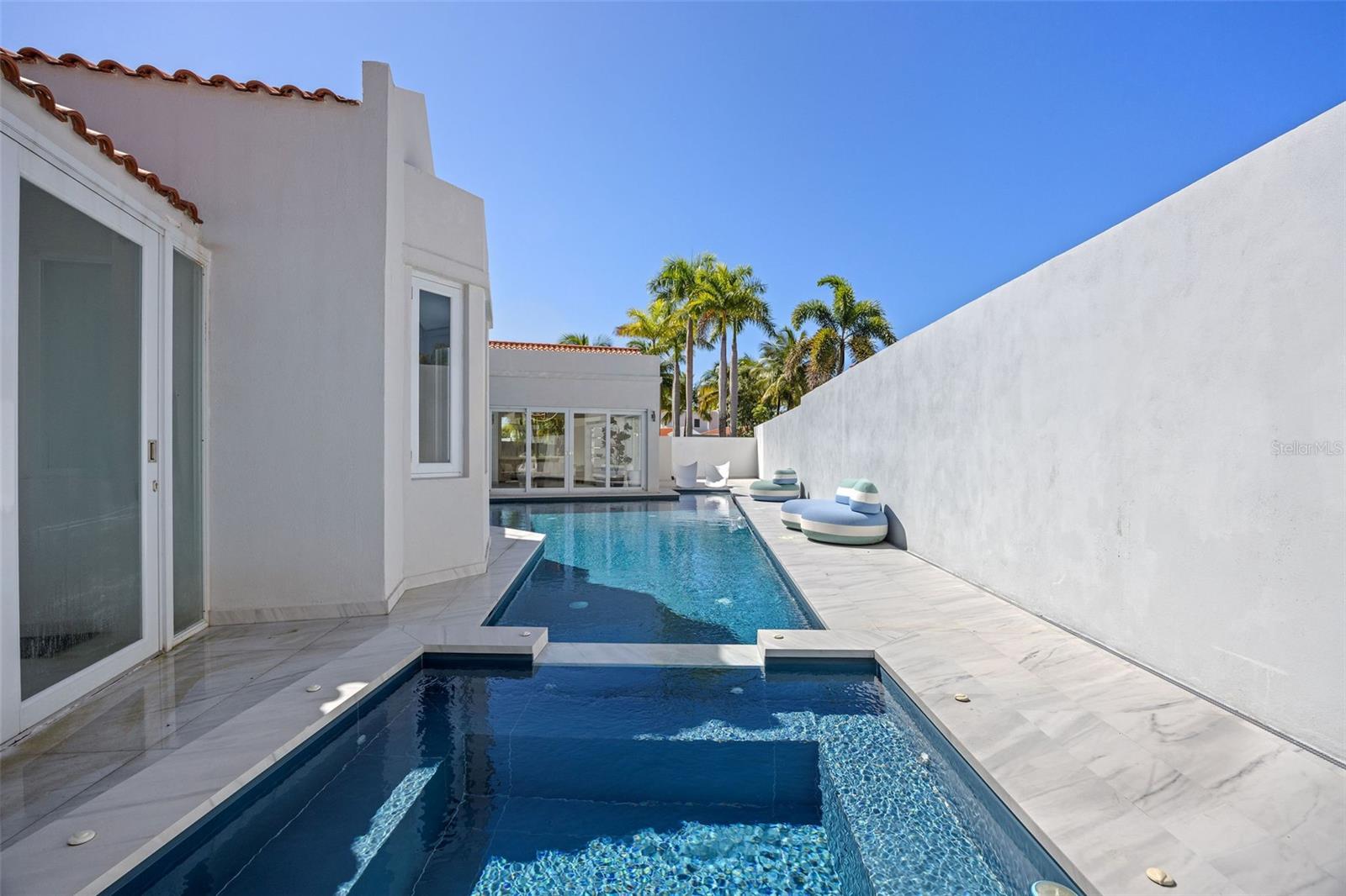 PR9115638 Property Photo