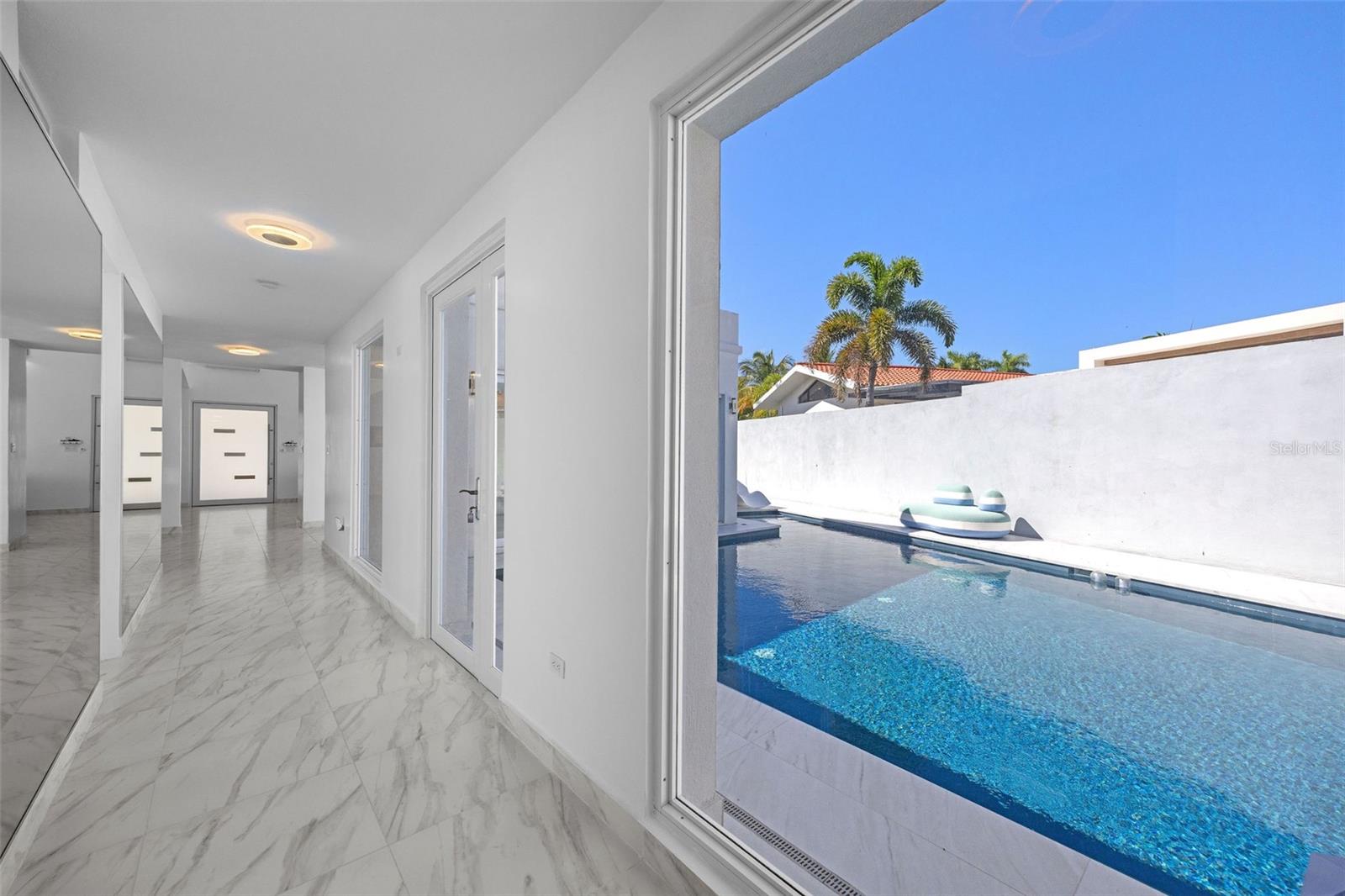 PR9115638 Property Photo