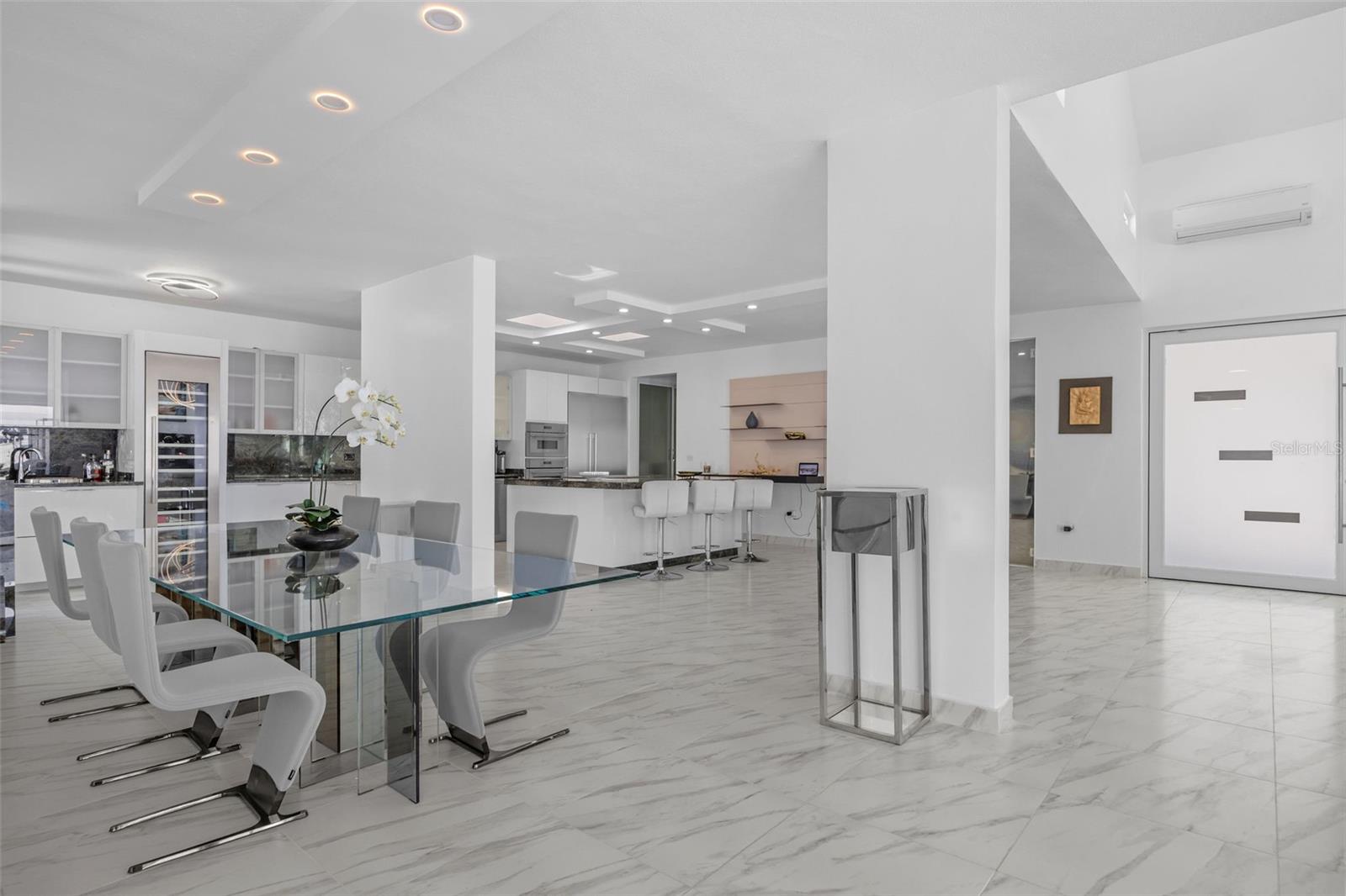 PR9115638 Property Photo