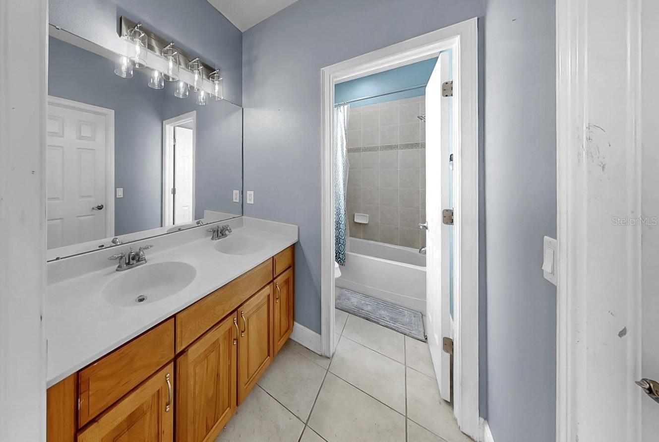 5711 TORTOISE PL, APOLLO BEACH, FL, 33572