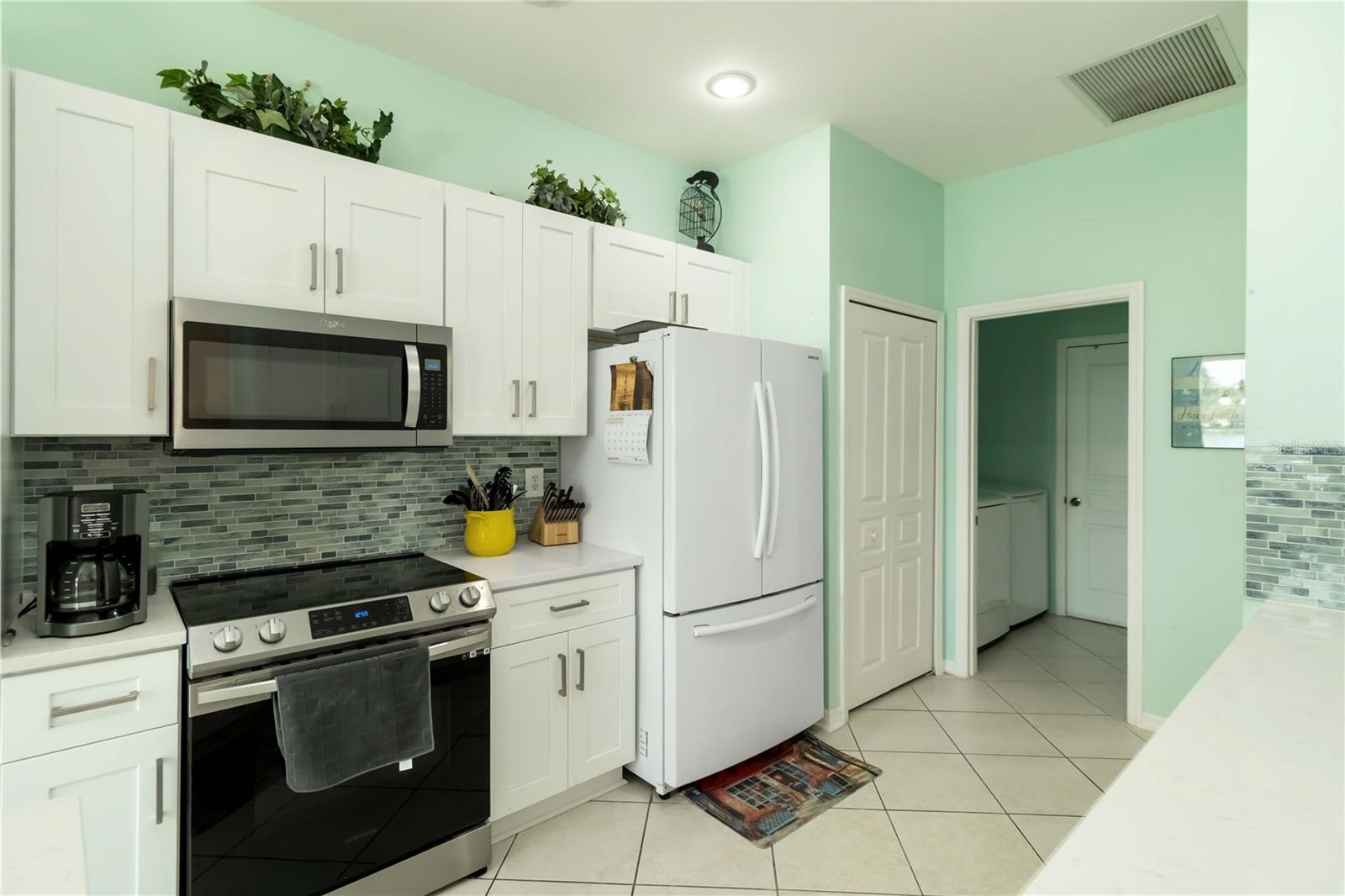 357 FAREHAM DR, VENICE, FL, 34293