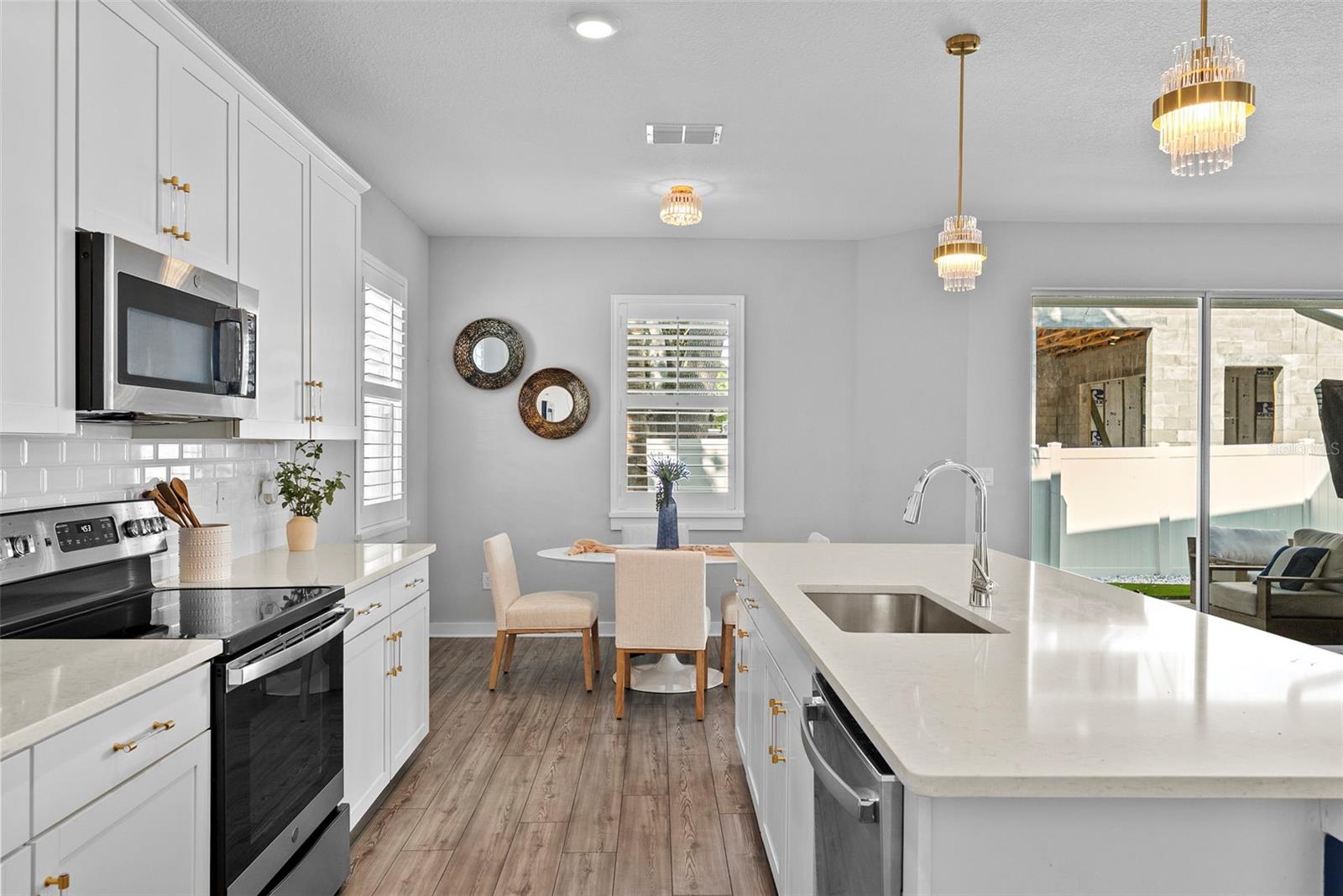 5834 S MACDILL AVE #A, TAMPA, FL, 33611