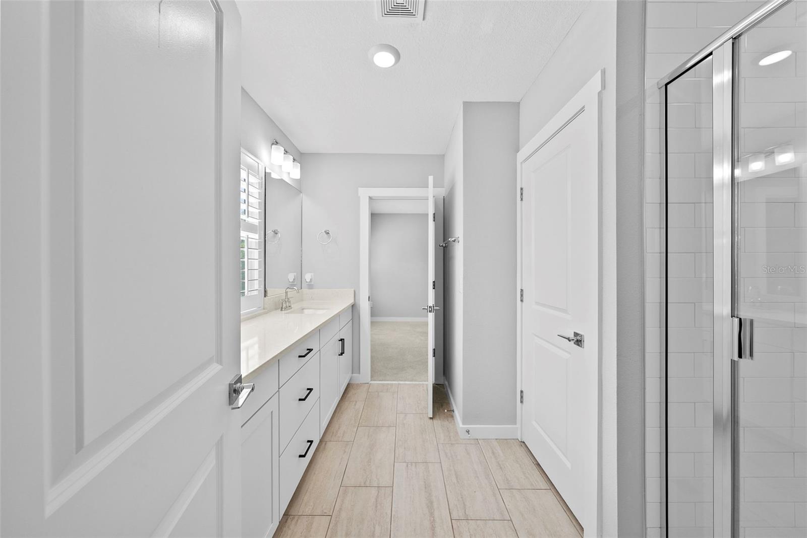 5834 S MACDILL AVE #A, TAMPA, FL, 33611