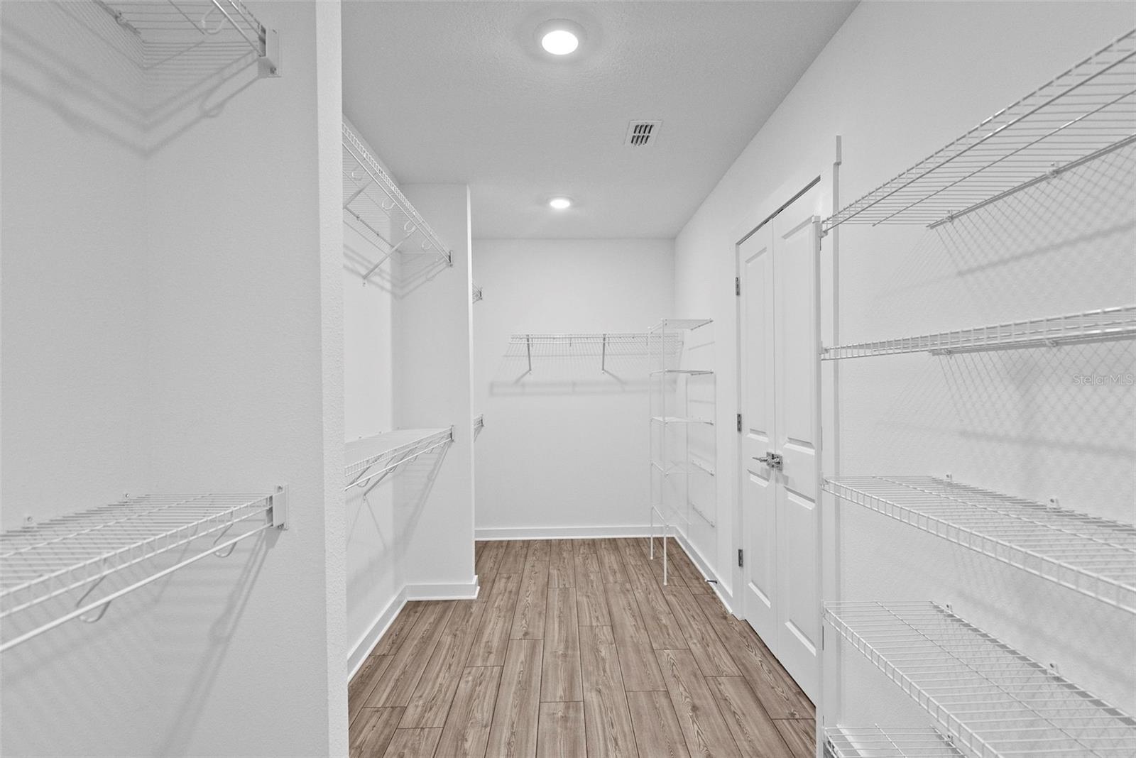 5834 S MACDILL AVE #A, TAMPA, FL, 33611