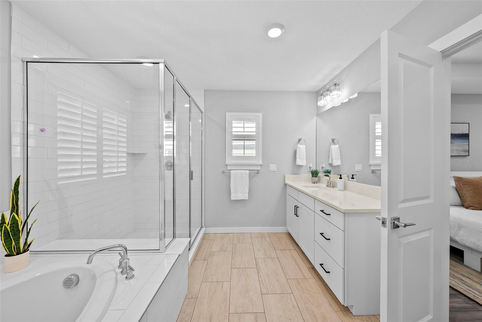 5834 S MACDILL AVE #A, TAMPA, FL, 33611