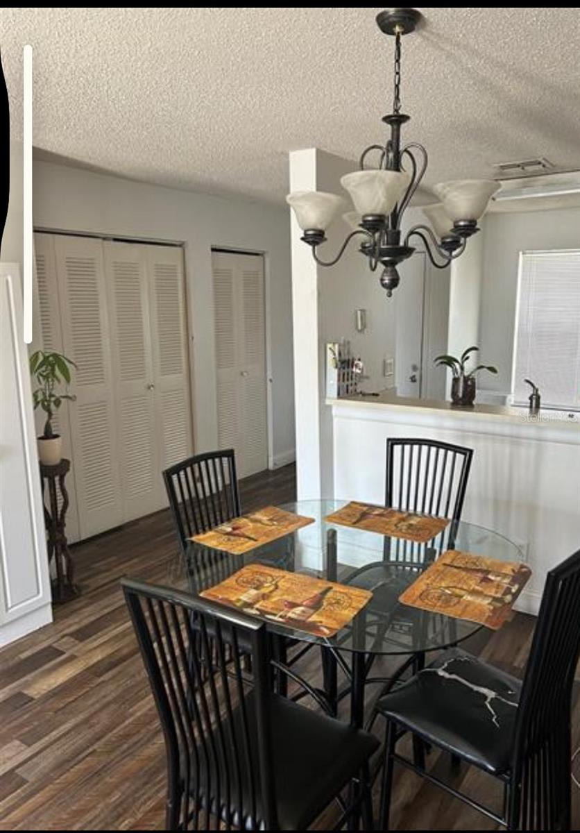 O6338380 Property Photo