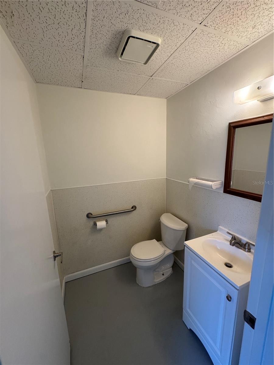 702 W PARK AVE #A1, EDGEWATER, FL, 32132