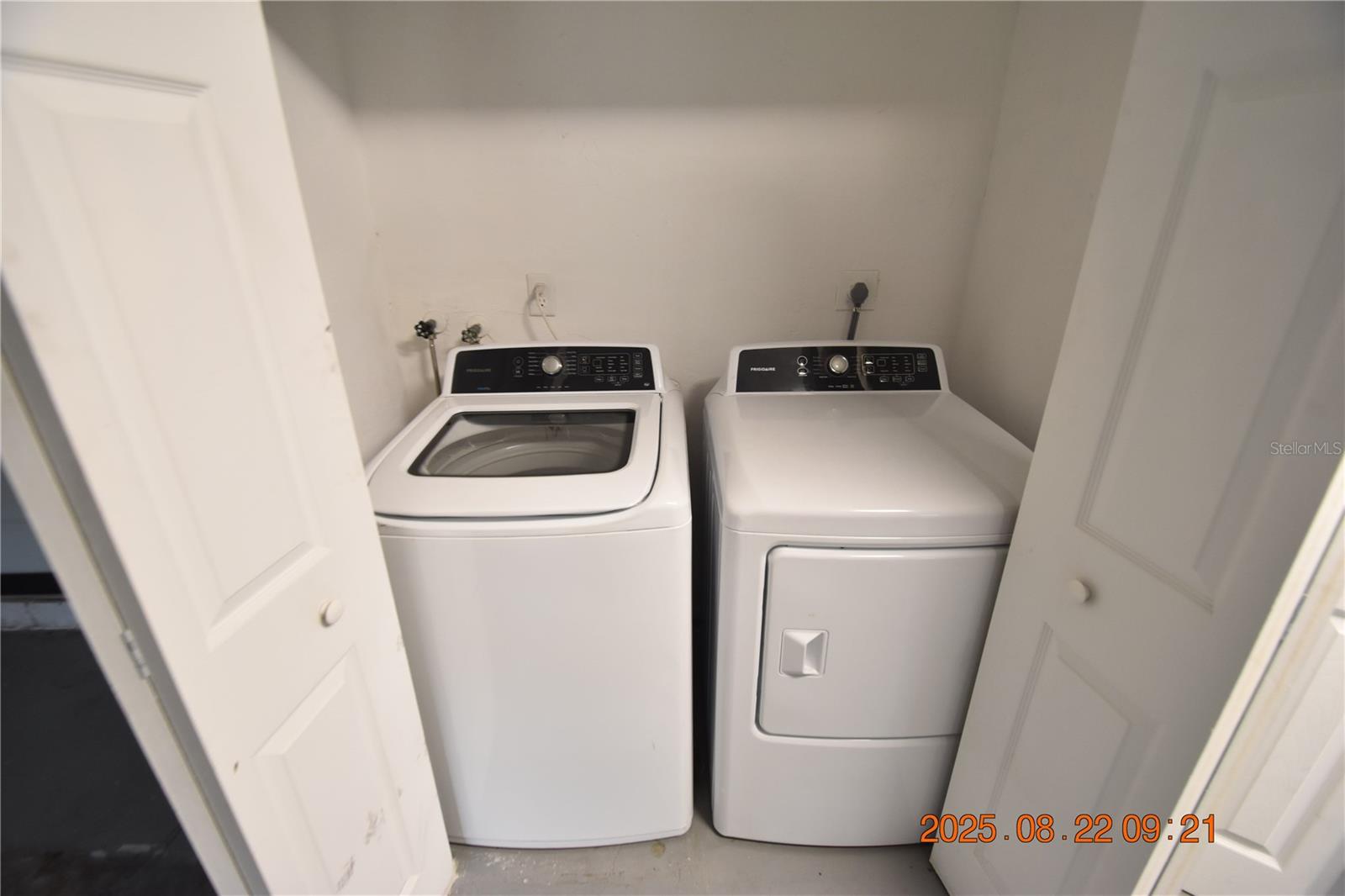 1455 S RIDGELANE CIR, CLEARWATER, FL, 33755