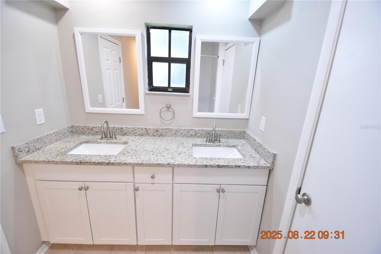 1455 S RIDGELANE CIR, CLEARWATER, FL, 33755