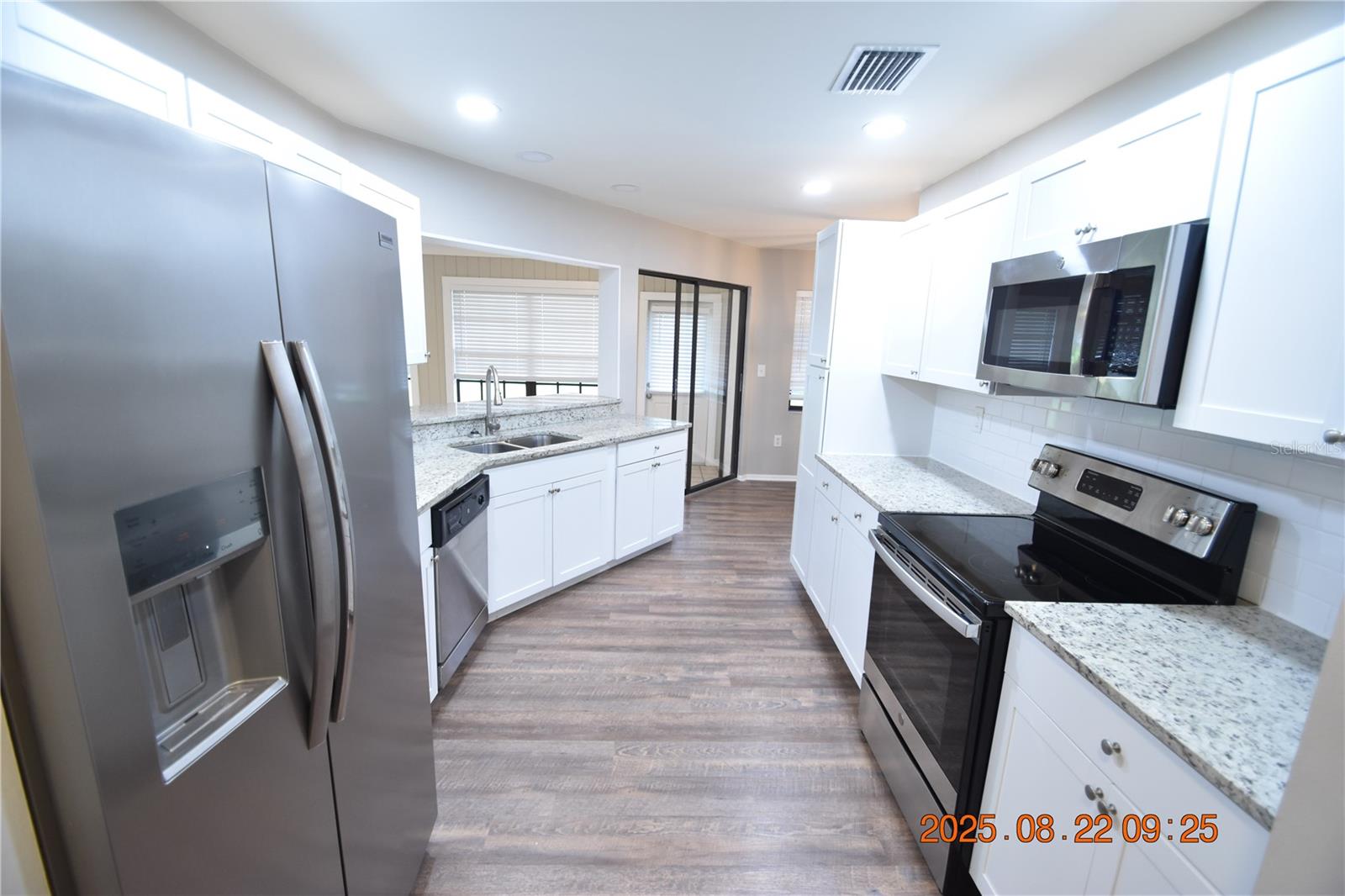 1455 S RIDGELANE CIR, CLEARWATER, FL, 33755