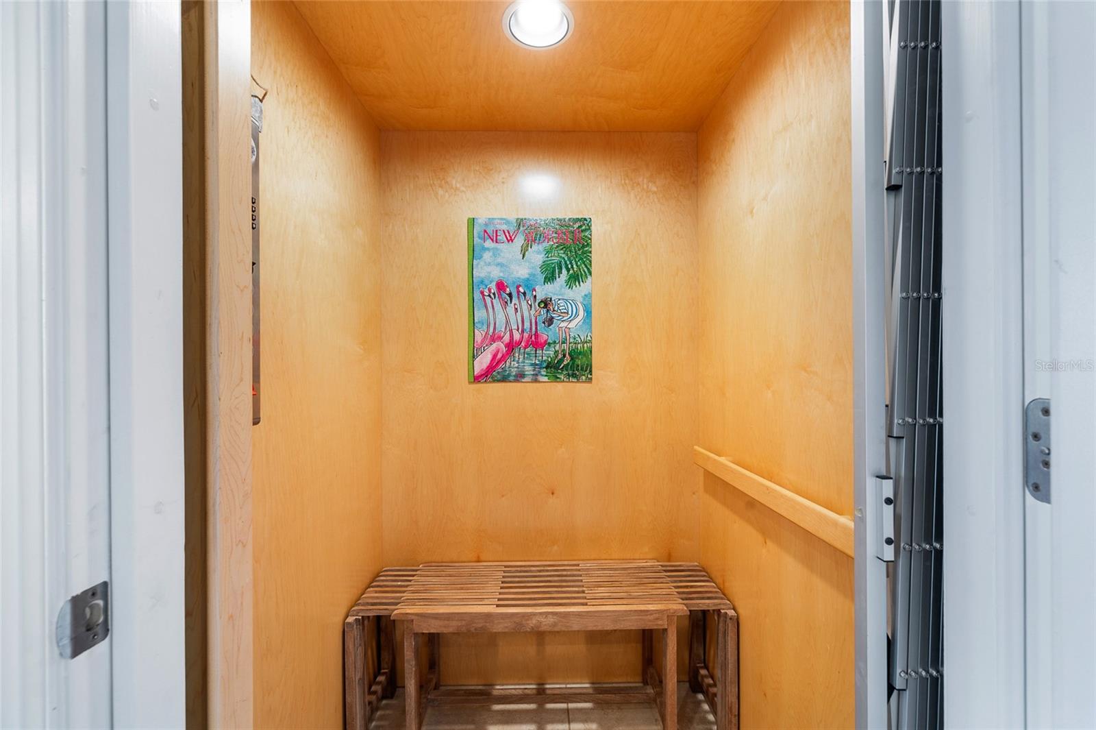 TB8420573 Property Photo