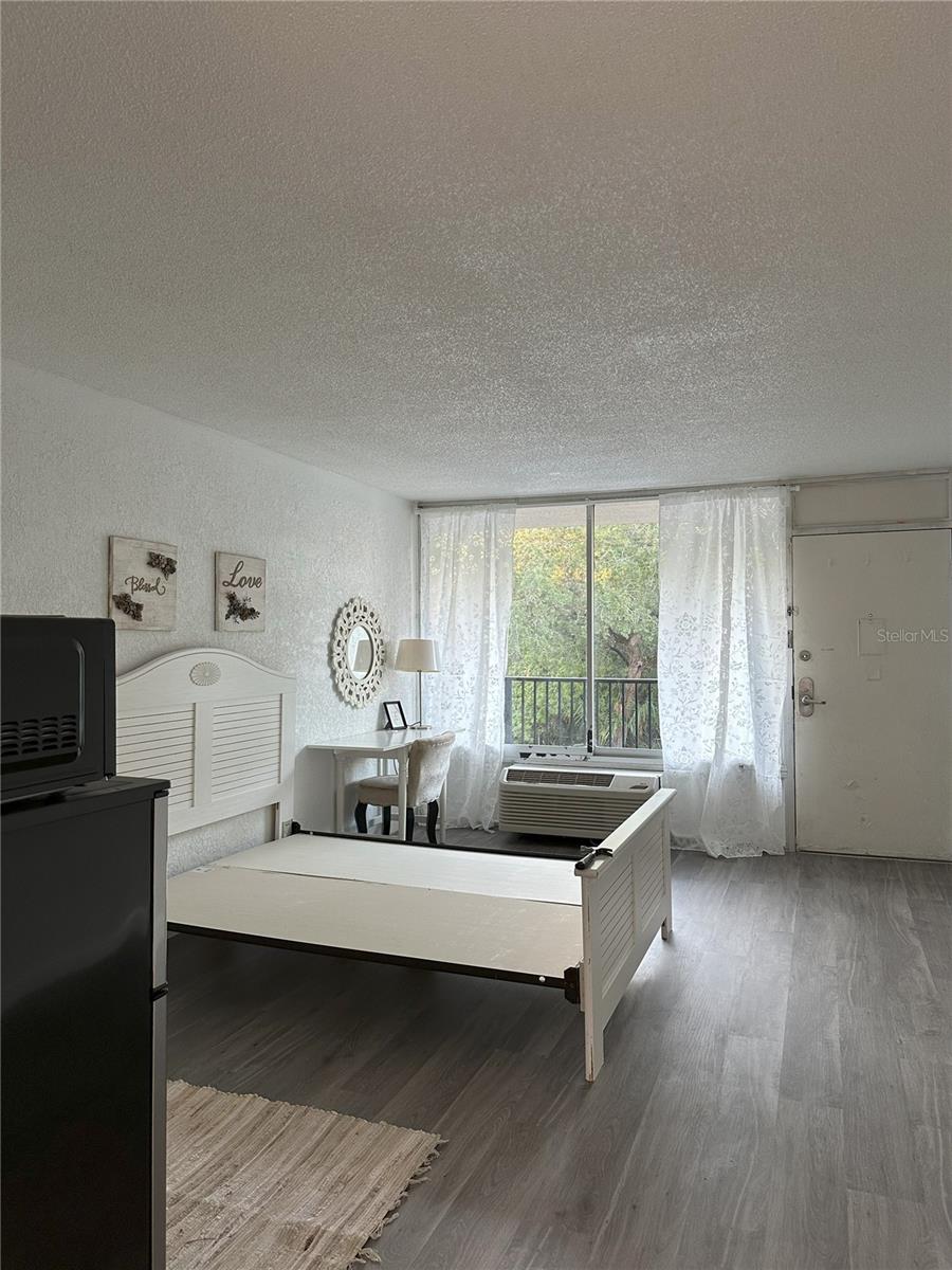 O6338467 Property Photo