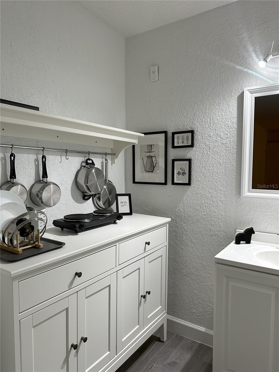 O6338467 Property Photo