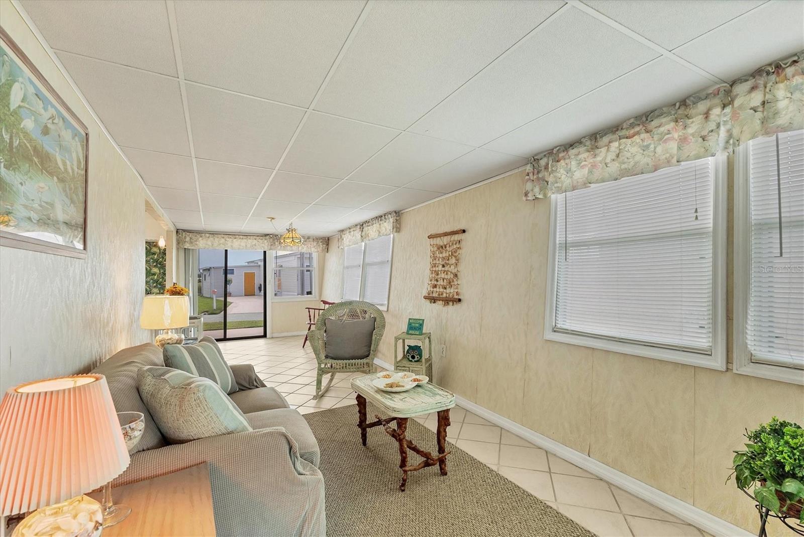 A4663023 Property Photo