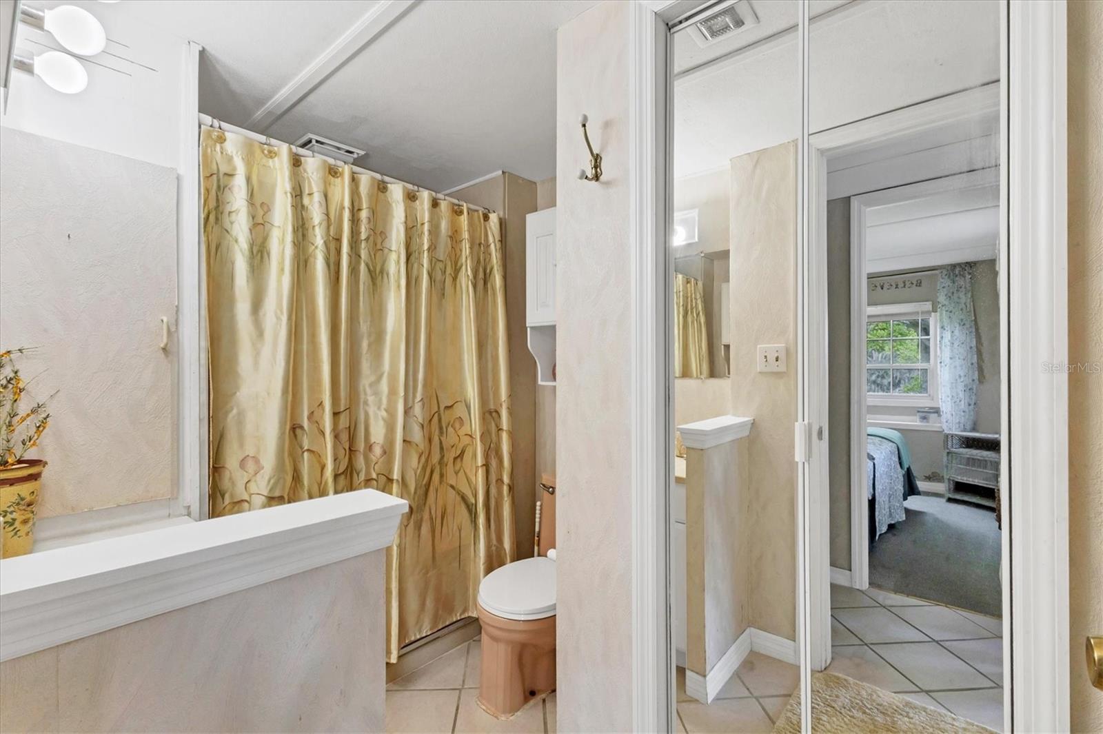 A4663023 Property Photo