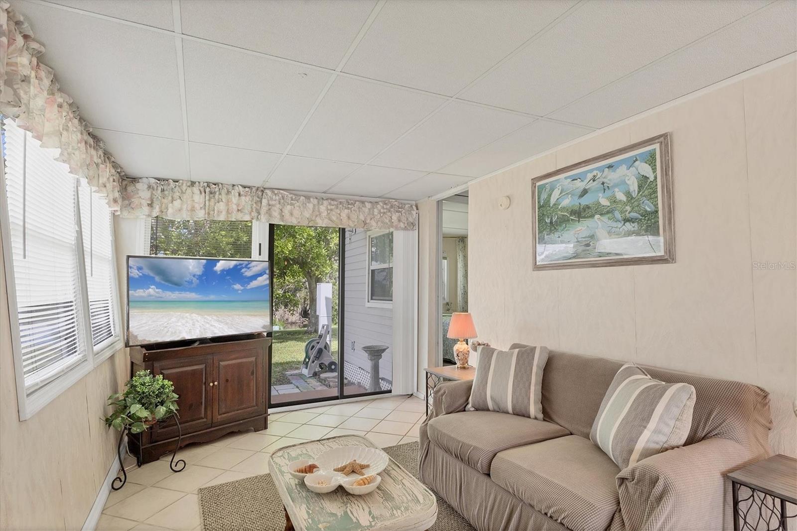 A4663023 Property Photo