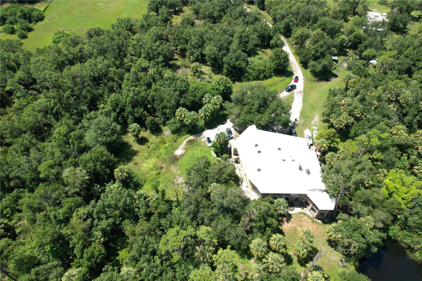 C7514014 Property Photo