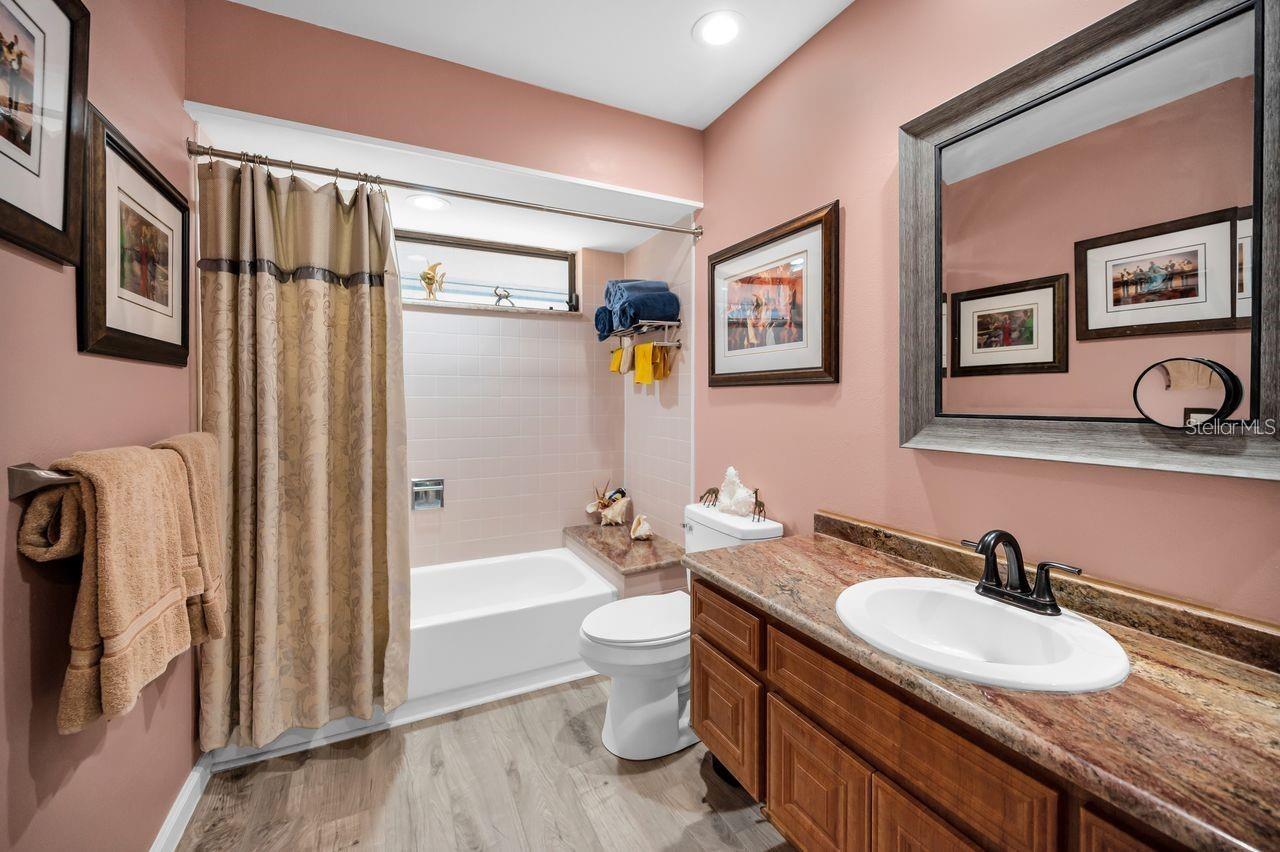 110 S WOODCREEK DR S, SAFETY HARBOR, FL, 34695