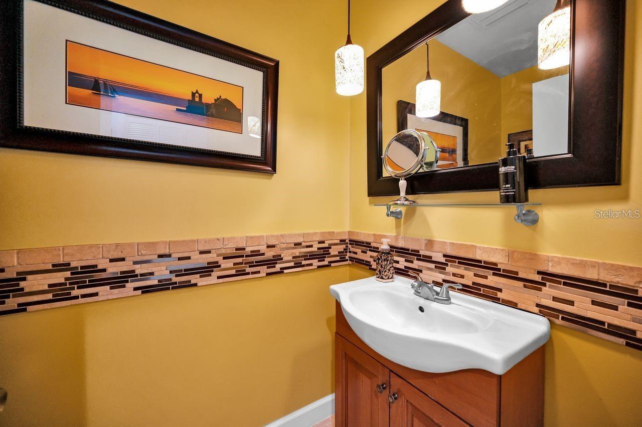 110 S WOODCREEK DR S, SAFETY HARBOR, FL, 34695