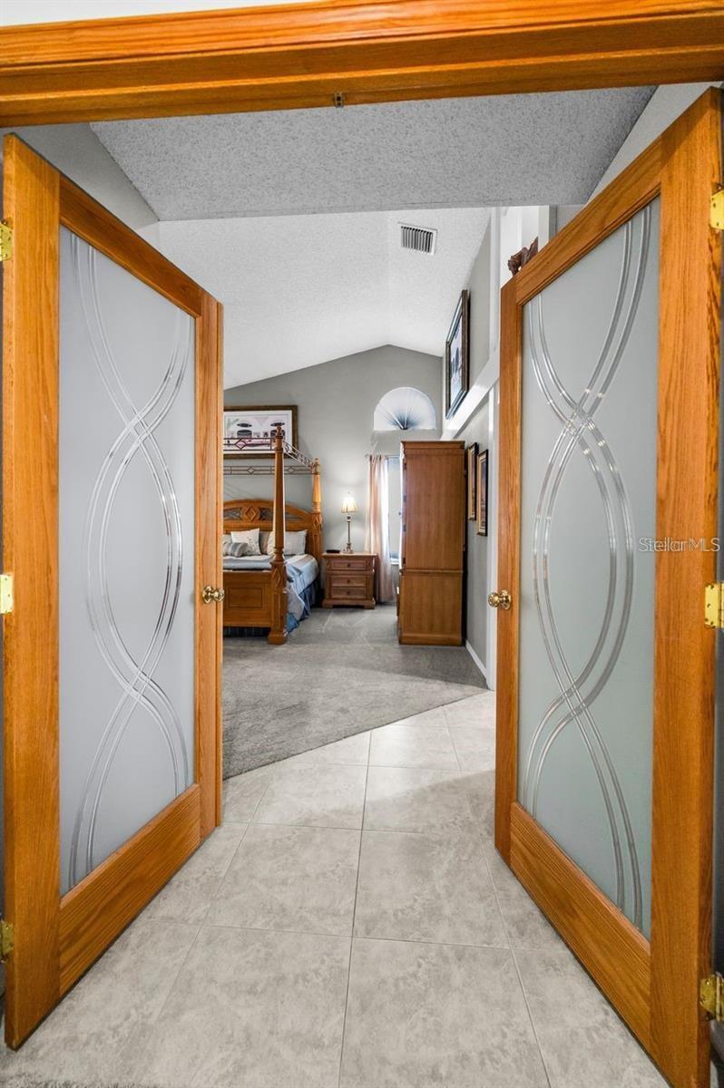 110 S WOODCREEK DR S, SAFETY HARBOR, FL, 34695