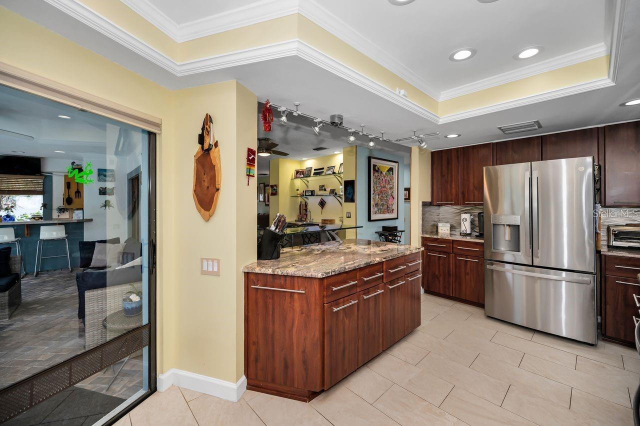 110 S WOODCREEK DR S, SAFETY HARBOR, FL, 34695