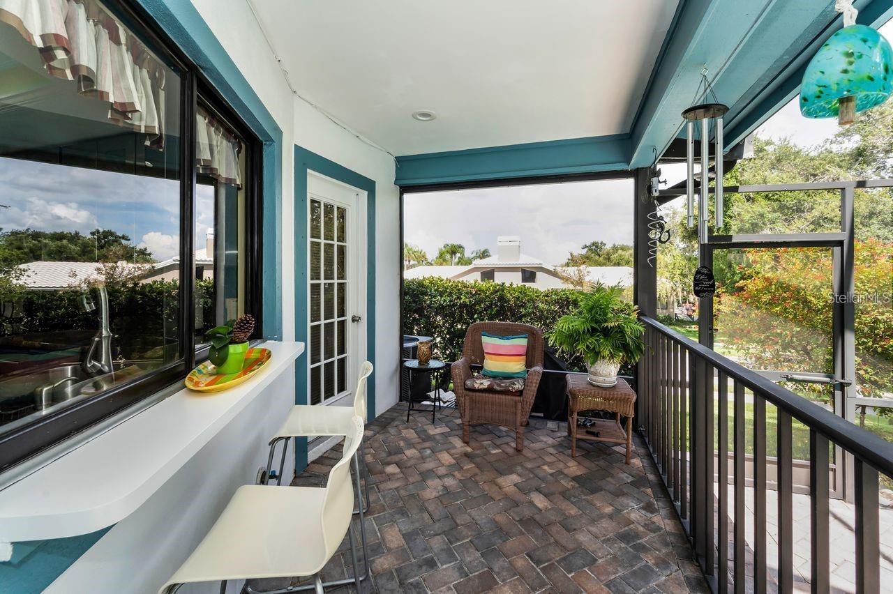 110 S WOODCREEK DR S, SAFETY HARBOR, FL, 34695