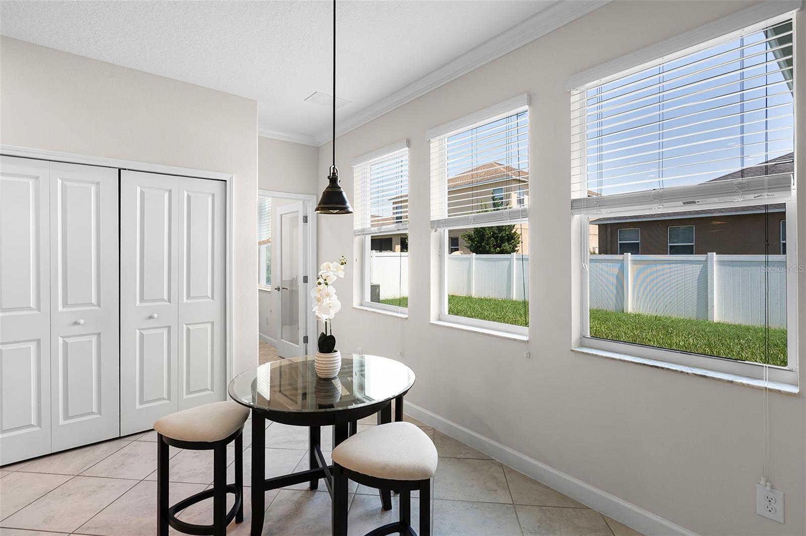 Breakfast nook