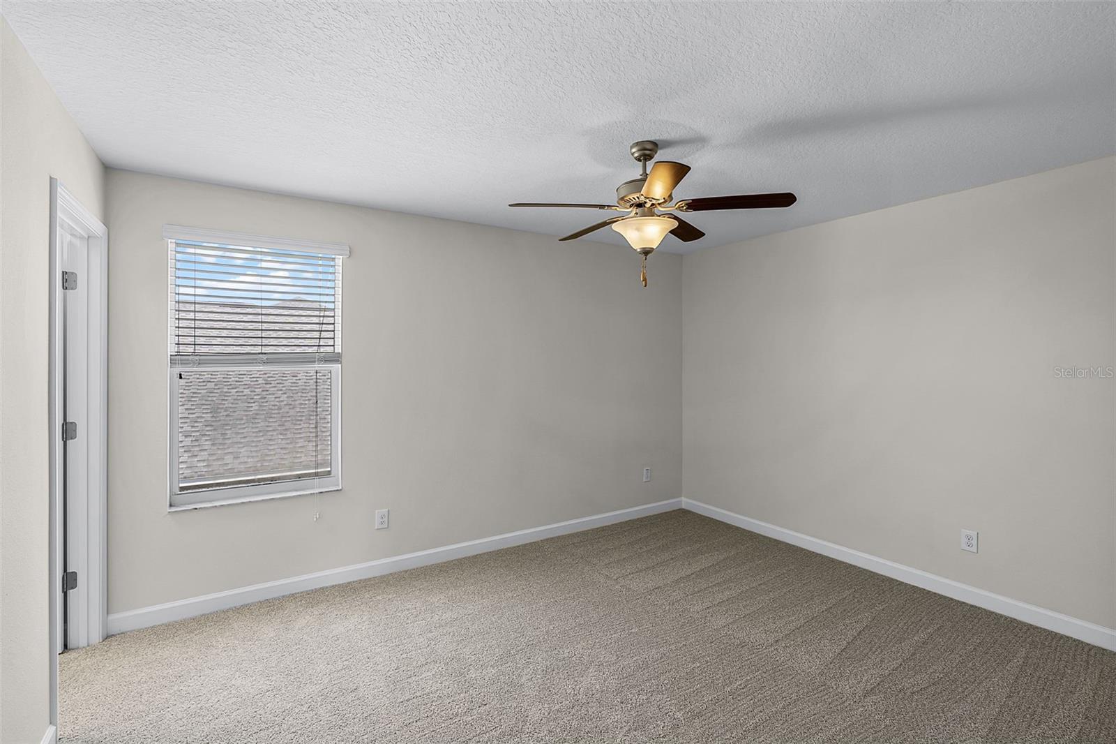 Bedroom 5 (upstairs)