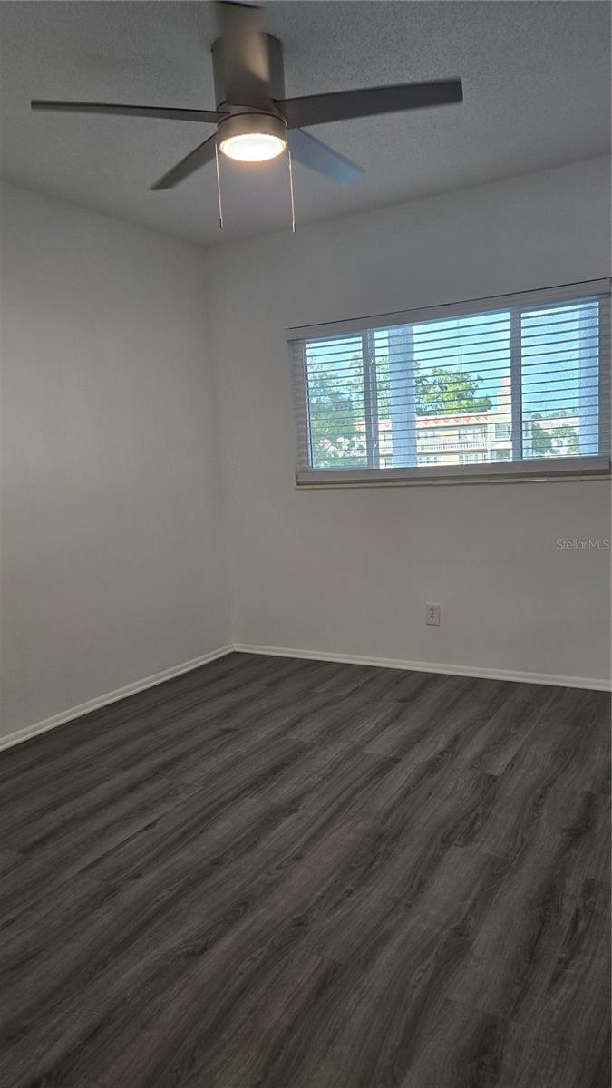 TB8420873 Property Photo